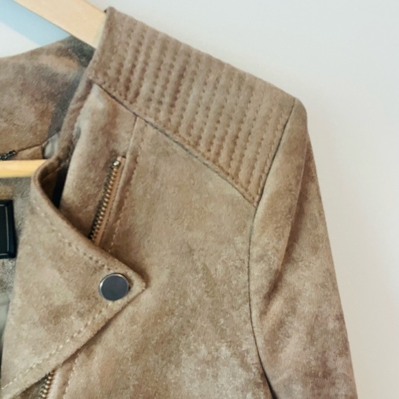 BCBGMaxAzria Brylee Faux Suede Fringe Jacket - Picture 4 of 11